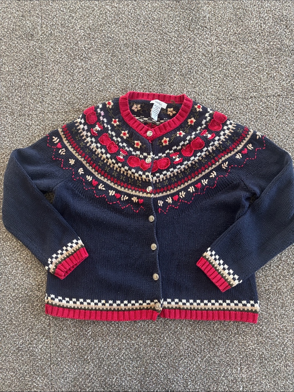 Vintage Northern Reflections Knit Cardigan with apple details